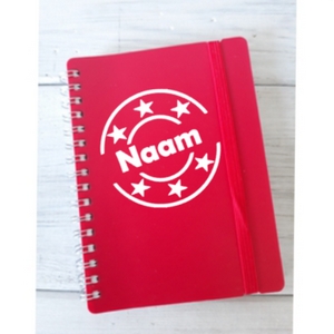 Notitieboekje met naam rood