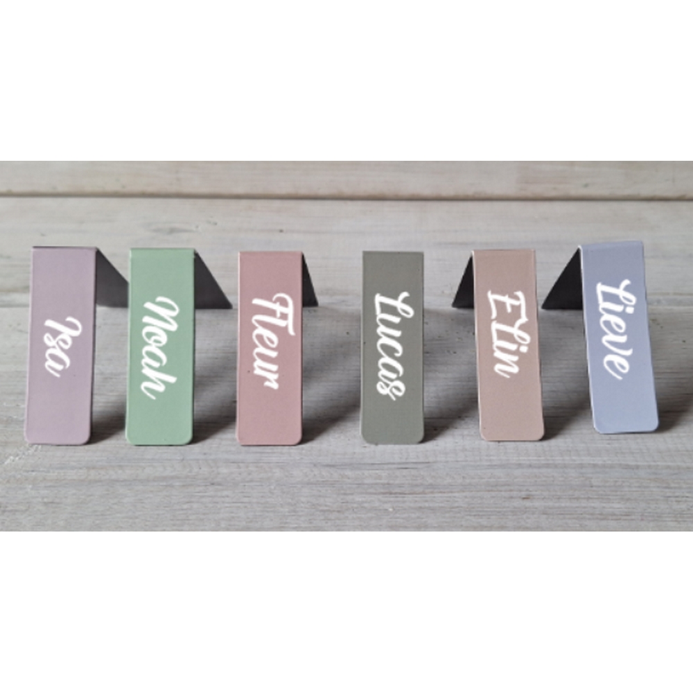 boekenlegger-magnetisch-met-naam-wit-budgetathome