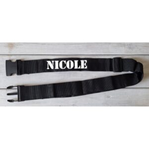 Kofferriem met naam zwart